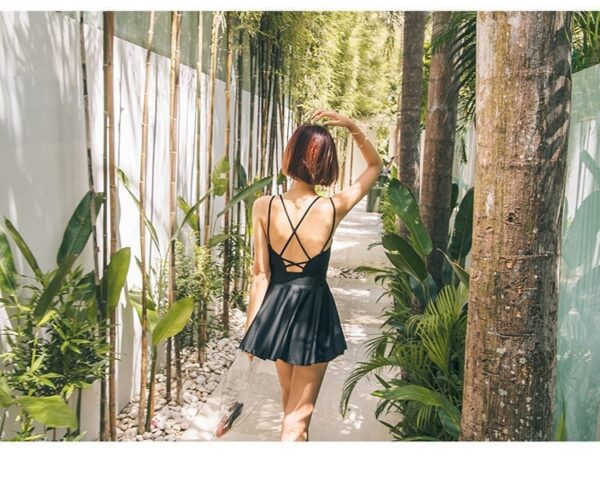 Mina_Swimsuit_韓版保守連體露背泳衣_Mina_Closet