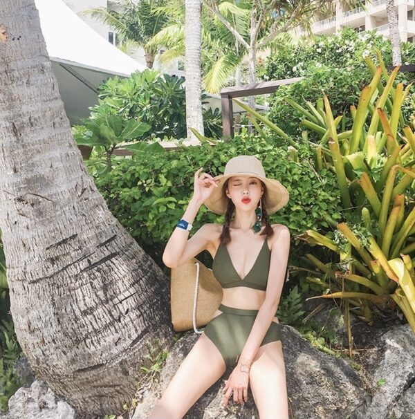 Mina_Swimsuit_Mina_Closet_復古軍綠腰間小設計比堅尼